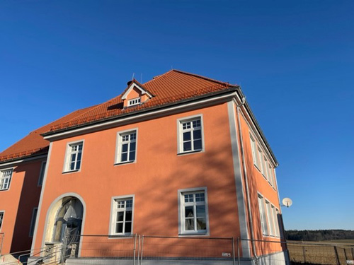 Aus altem Schulhaus wird ein Bürgerhaus